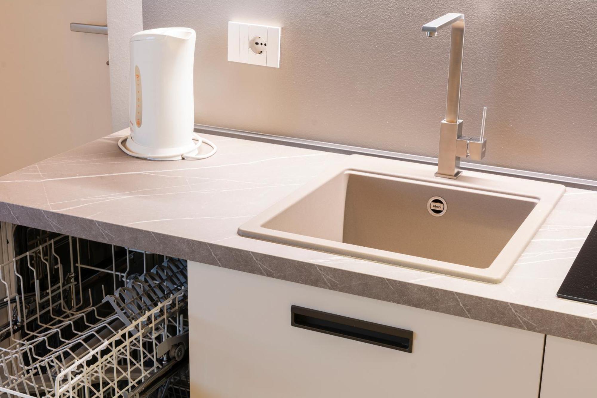 B&B Alpen Suite פונטה די לניו מראה חיצוני תמונה